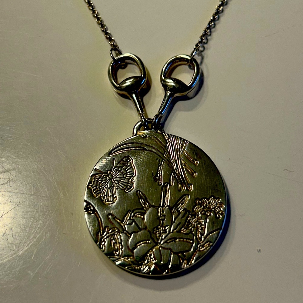 Gucci Floral Butterfly Horsebit silver necklace